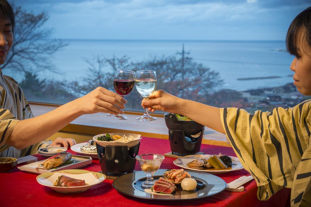 Monzen View Sunset Hotel Wajima Esterno foto